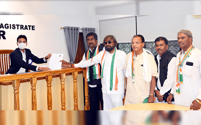 Bidar: Congress candidate for assembly constituency Raheen Khan submits nomination papers
