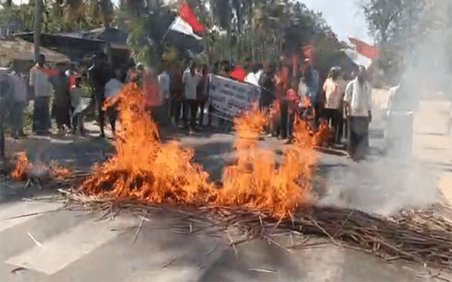 Shivamogga: Internal reservation, protest continues in District