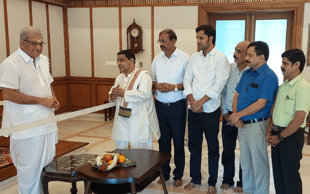 Dr. P.R. Sastry congratulated dr. Heggade invited