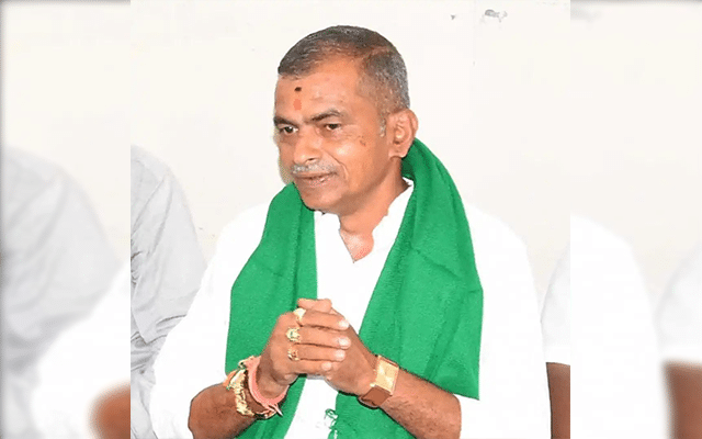 Bidar: ShashiKumar files nomination as congress rebel candidate