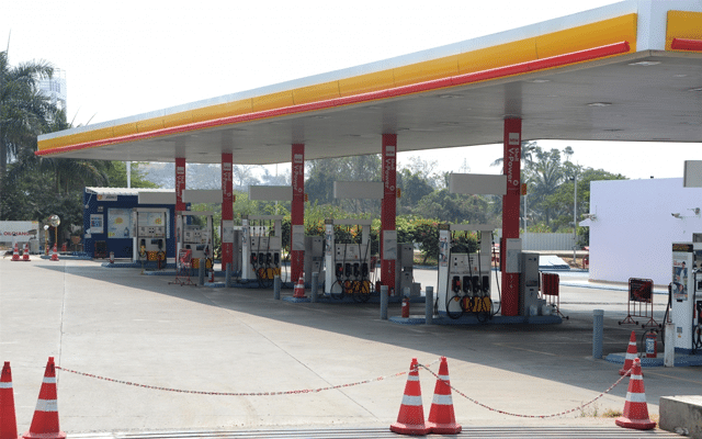 Do you know why there is a retail shortage in petrol pumps in the country?