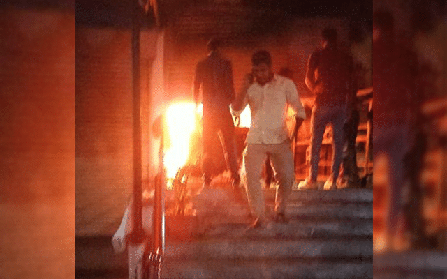 Somanthadka: Supermarket gutted in fire, property worth lakhs of rupees damaged