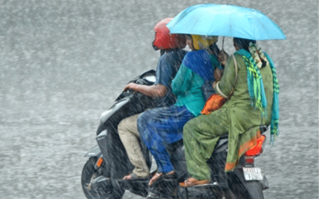 Heavy rain warning for five districts