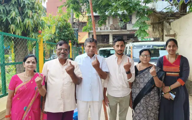 Former MLC R K Siddharamanna casts his vote