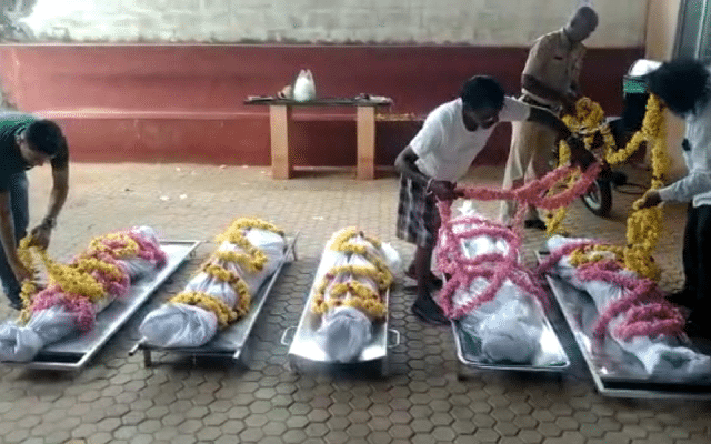 Udupi: Five orphaned bodies cremated at the same time