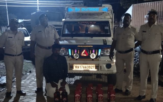 Karwar: Goa liquor illegally transported, one arrested