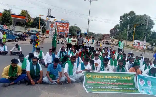 Karnataka bandh for Cauvery water: Nanjangud bandh successful