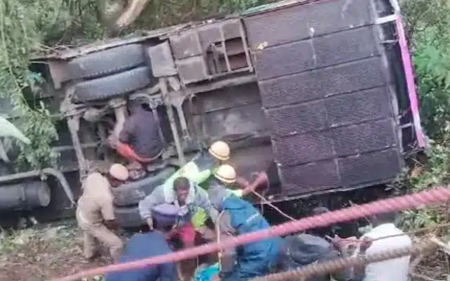 Eight killed as bus falls into gorge