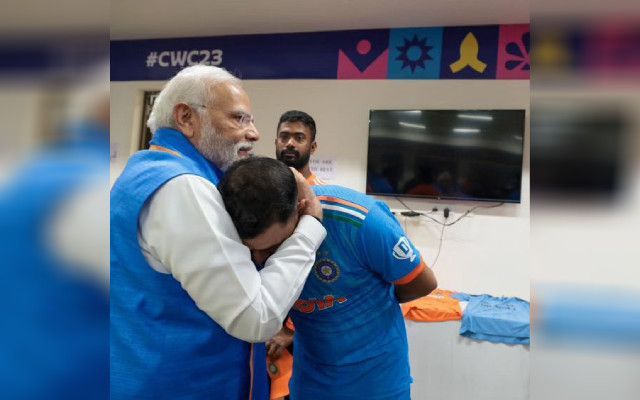 PM Modi hugs Mohammed Shami, photos go viral