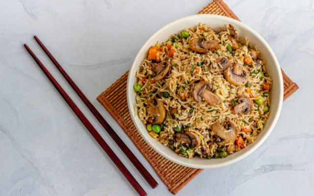 How to make mushroom fried rice easier?